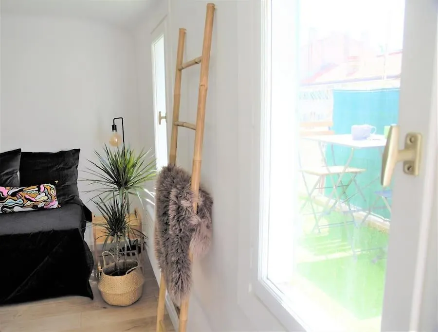 Appartement Le Nid - Au Coeur Du Cours Julien à Marseille 0*,