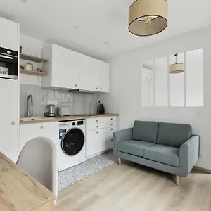 20 - Rue Sorbier , Paris France